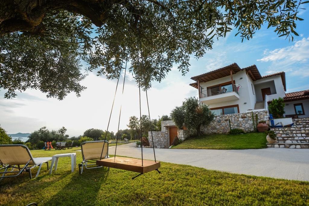 Villa Almira Luxury Apartments Ouranoupoli Dış mekan fotoğraf